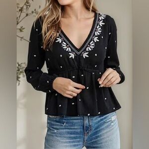 Abercrombie & Fitch Gauzy Black Embroidered Long Sleeve V-Neck Top, Women's XL